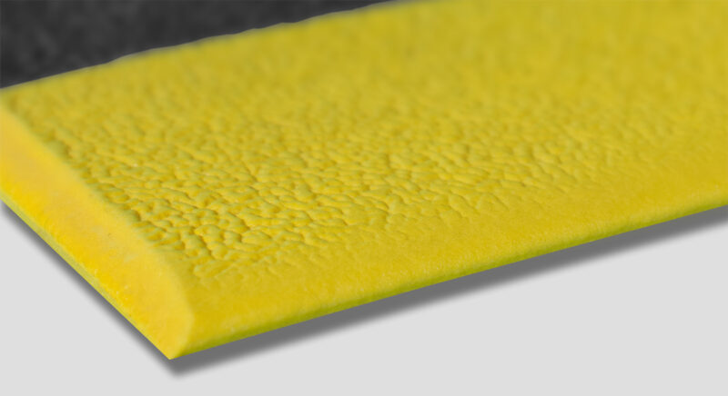 Yellow Beveled Border of Anti Fatigue Floor Mat